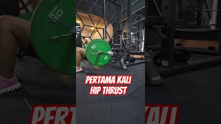 pertama kali Hip thrust🤣 #hipthrusts #gym #gymmotivation #gymlover #olahraga