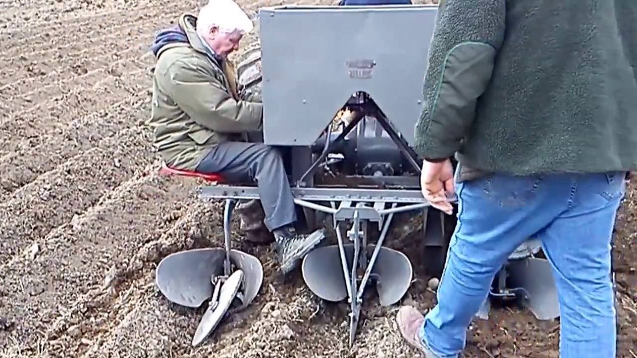 Massey Ferguson 135 Planting Potatoes