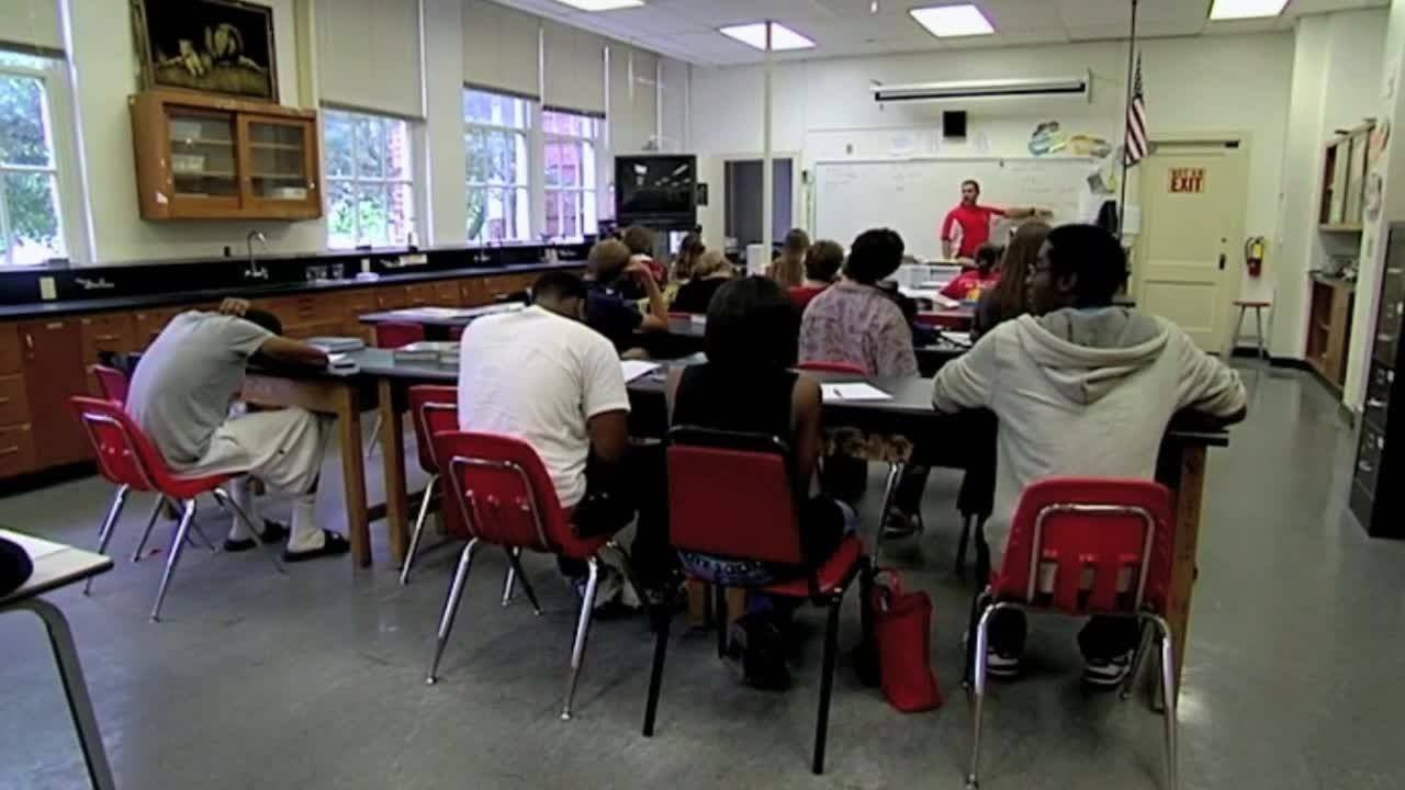 School board dealing with a teacher shortage - YouTube