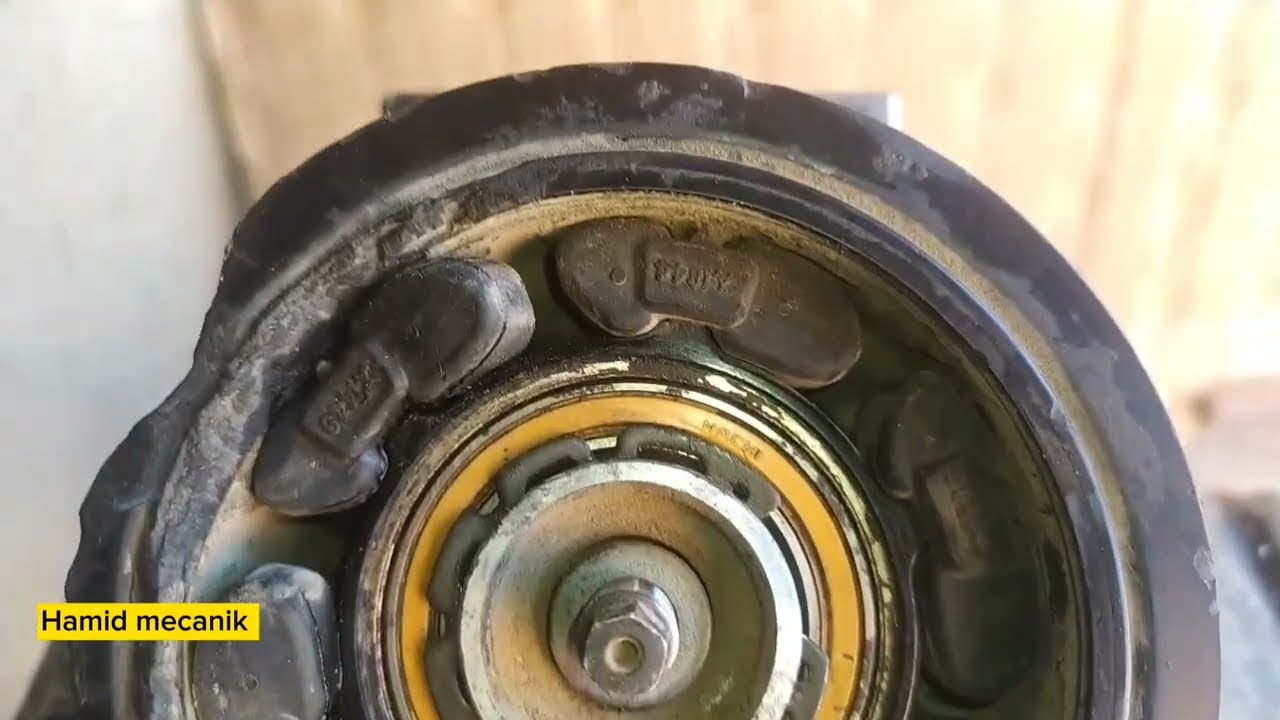 Comment Changer roulement moteur Climatiseur Peugeot 208, كيفية تبديل رولما محرك مبرد بيجو في المكان