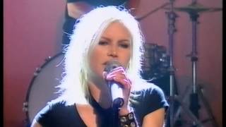 The Cardigans - My favourite game - Top of the pops original broadcast Resimi