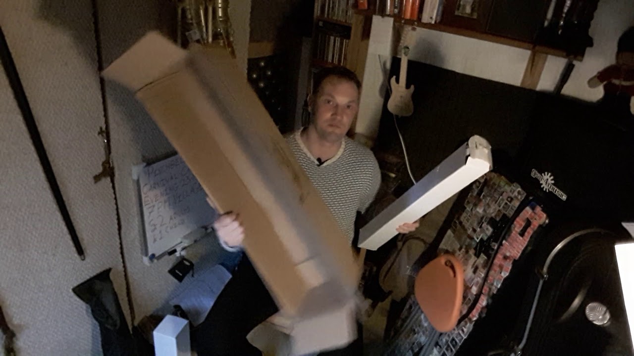 Surprise Unboxing Part 3 of 3 (Maybe it's an Abeststudio 135w Softbox Lighting Kit?)