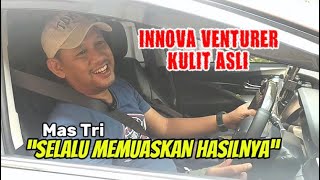 Toyota Innova VENTURER setirnya dilapis kulit asli.