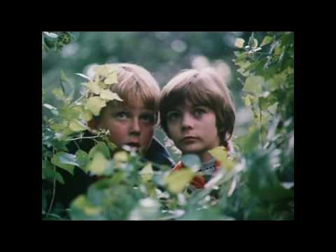 Әйелдің кискасы саусақпен ашылады.