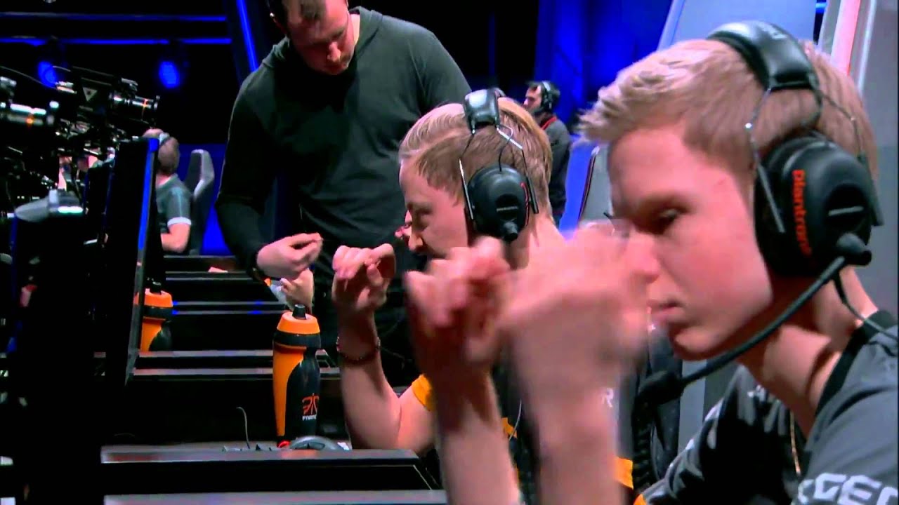 EL vs FNC (LCS 2016 EU W9D1) есть вариант :P
