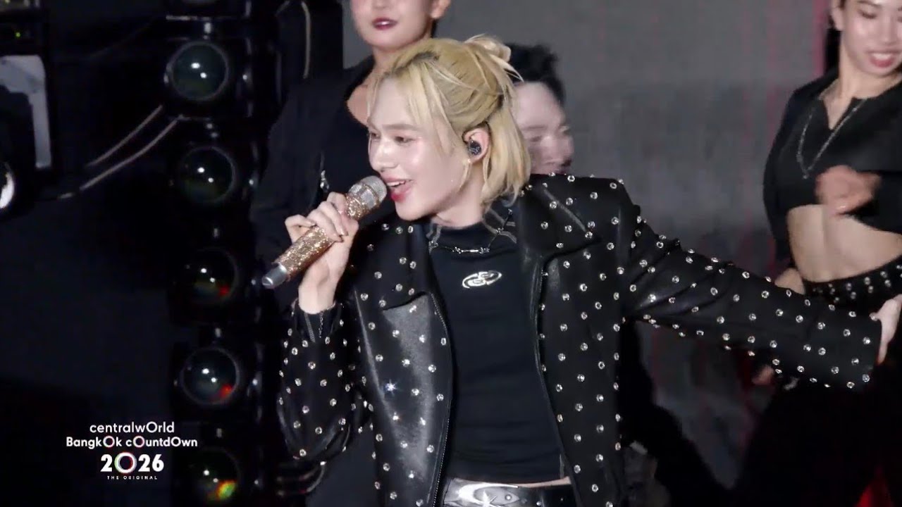 ZeeNunew centralwOrld Bangkok Countdown 2026 