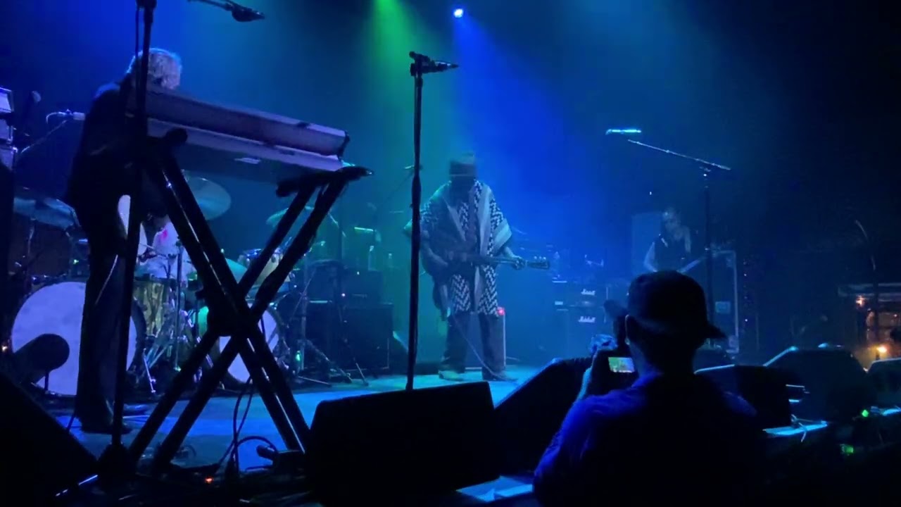 Gary Clark Jr - When My Train Pulls In - Bristol SWX