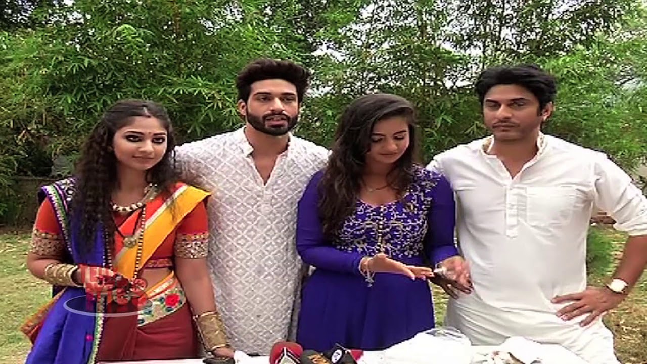 Cake Cutting Onset Of Udaan For Completing 1000 Episodes