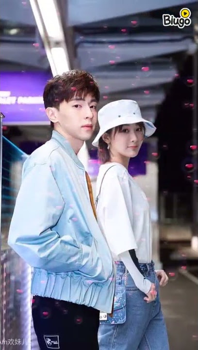 We love you both deng lun and yang zi 😍😍😍😍