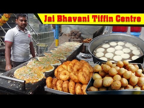 Early Morning Crazy Breakfast | People Tasty Tiffins Only @ 20 Rs Per Plate | Street Food Hyderabad