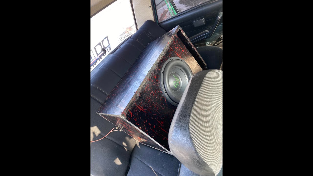 Бюджетный автозвук в ваз 2107