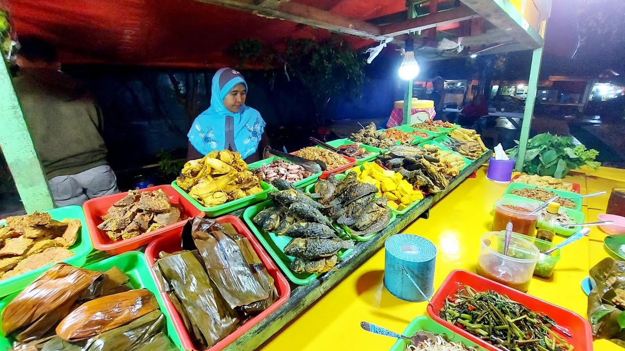 TEROBOS MACET KE BOGOR AKHIRNYA KETEMU KULINER ENAK DI MALAM HARI !! INDONESIAN STREET FOOD