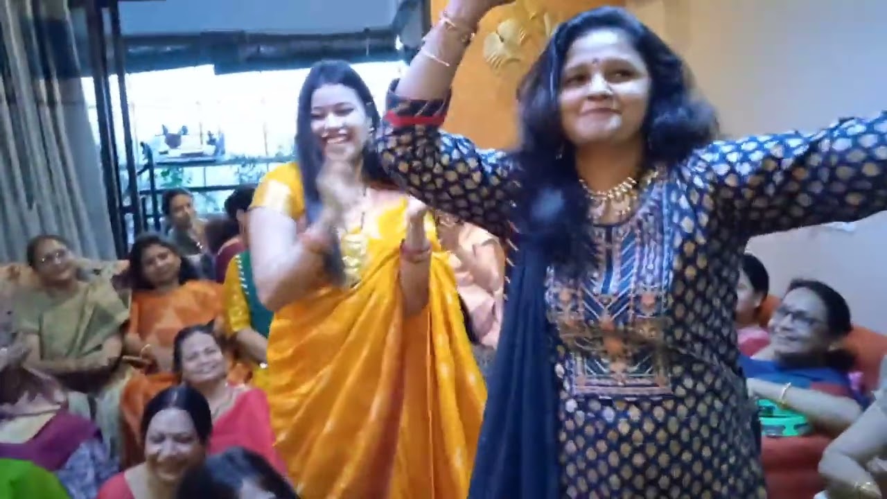 रात के बारह बजे गली में हल्ला मचा (ख्याल गीत) पूरा वीडियो जरूर देखें..... 