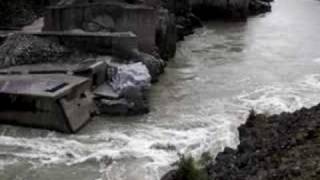 Fraser River Rafting - Hell's Gate