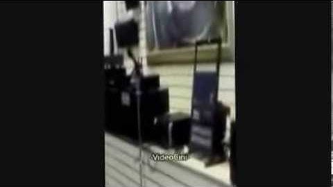 فلبيني يقرأ القرآن الكريم بصوت جميل