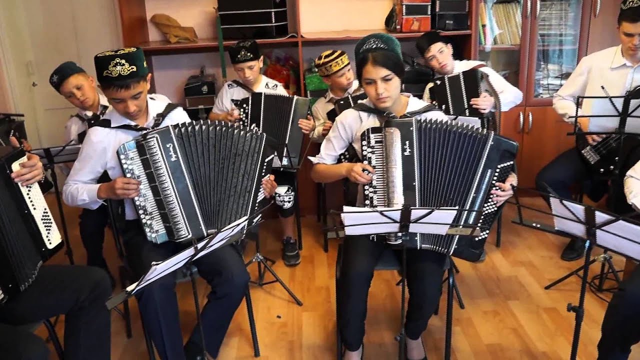 Выступления на телевидении ансамбля аккордеонистов 60е годы. Матвей кортиков баянист. Ансамбль баянистов раритет. Челябинск. Аккордеонисты в ансамбле Рашида Бейбутова