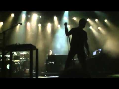 Nine Inch Nails "Wave Goodbye vol.2" Down In The P...
