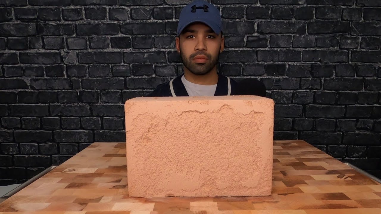 (ASMR) EATING A LITTLE ICECREAM