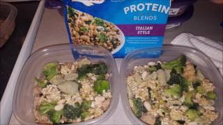 Birds eye protein blends and cooked ground turkey make easy,
high-protein meals. i use this method to my lunches for work. they are
a great one-bowl mea...