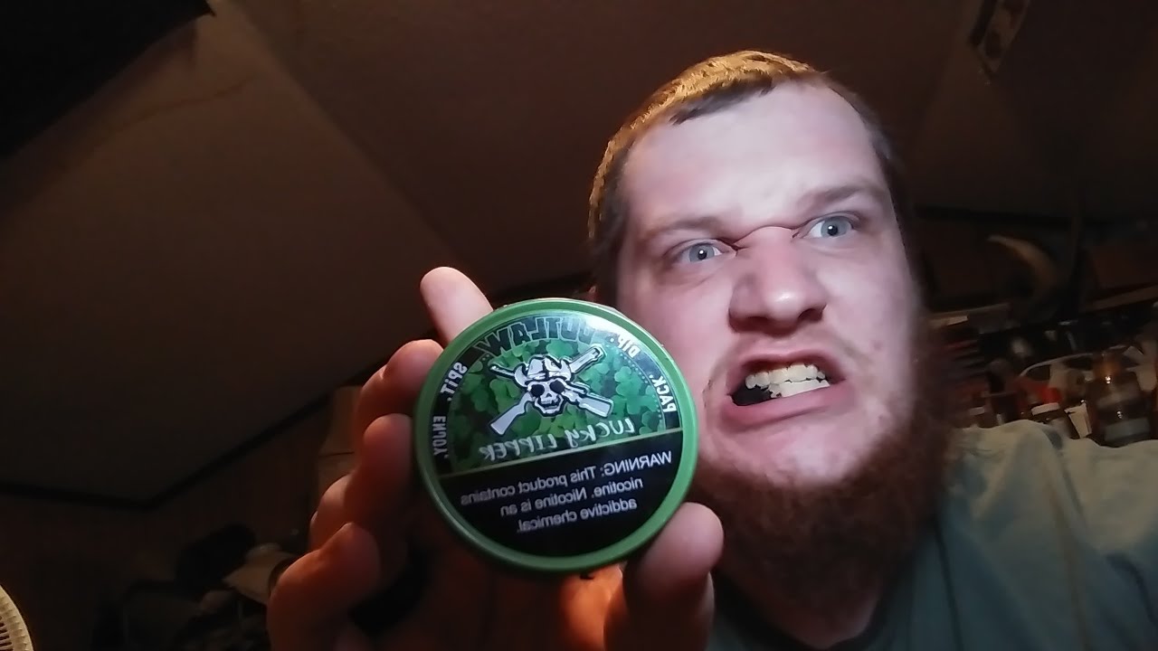 Trying Outlaws Lucky Lipper Dip - YouTube