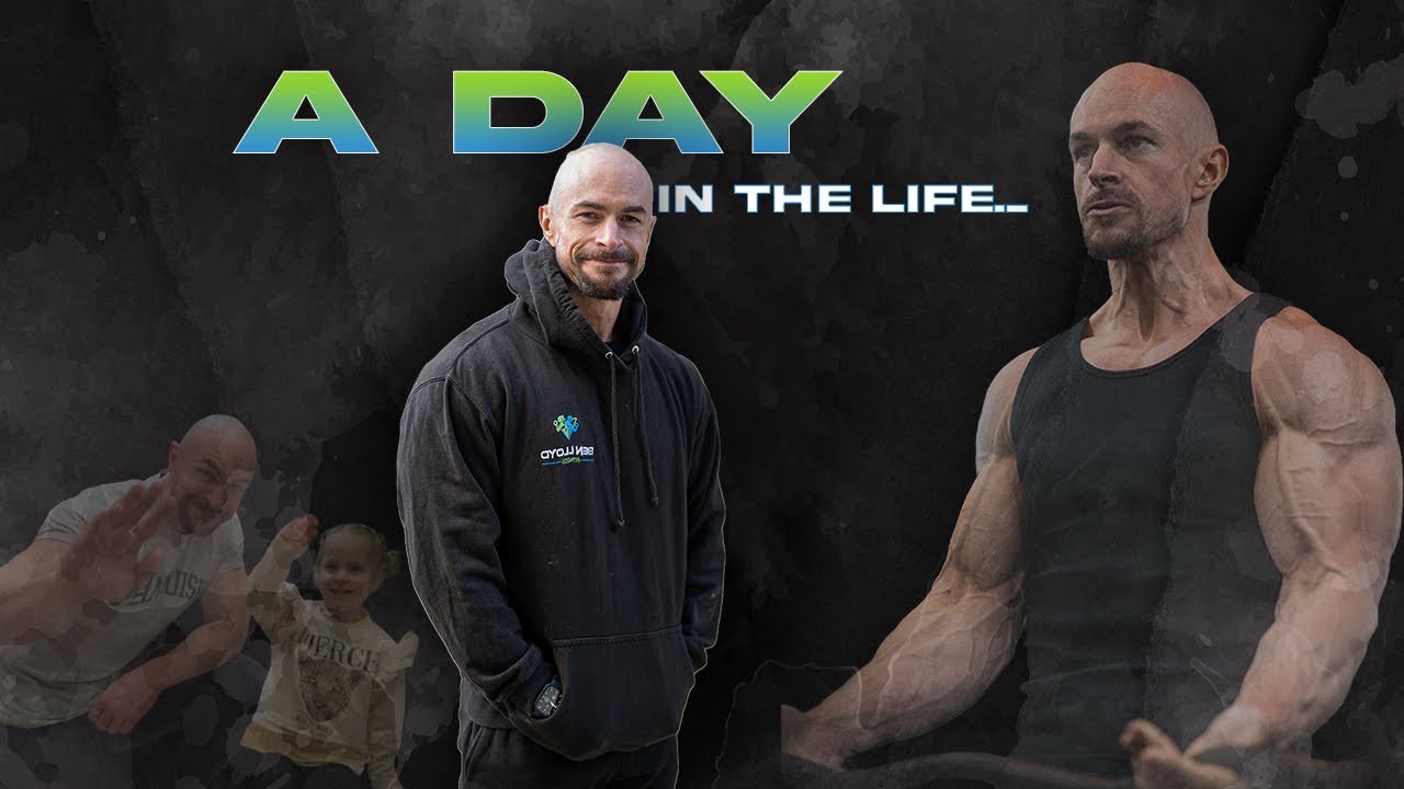 A Day in the Life and a Full Day of Eating - YouTube