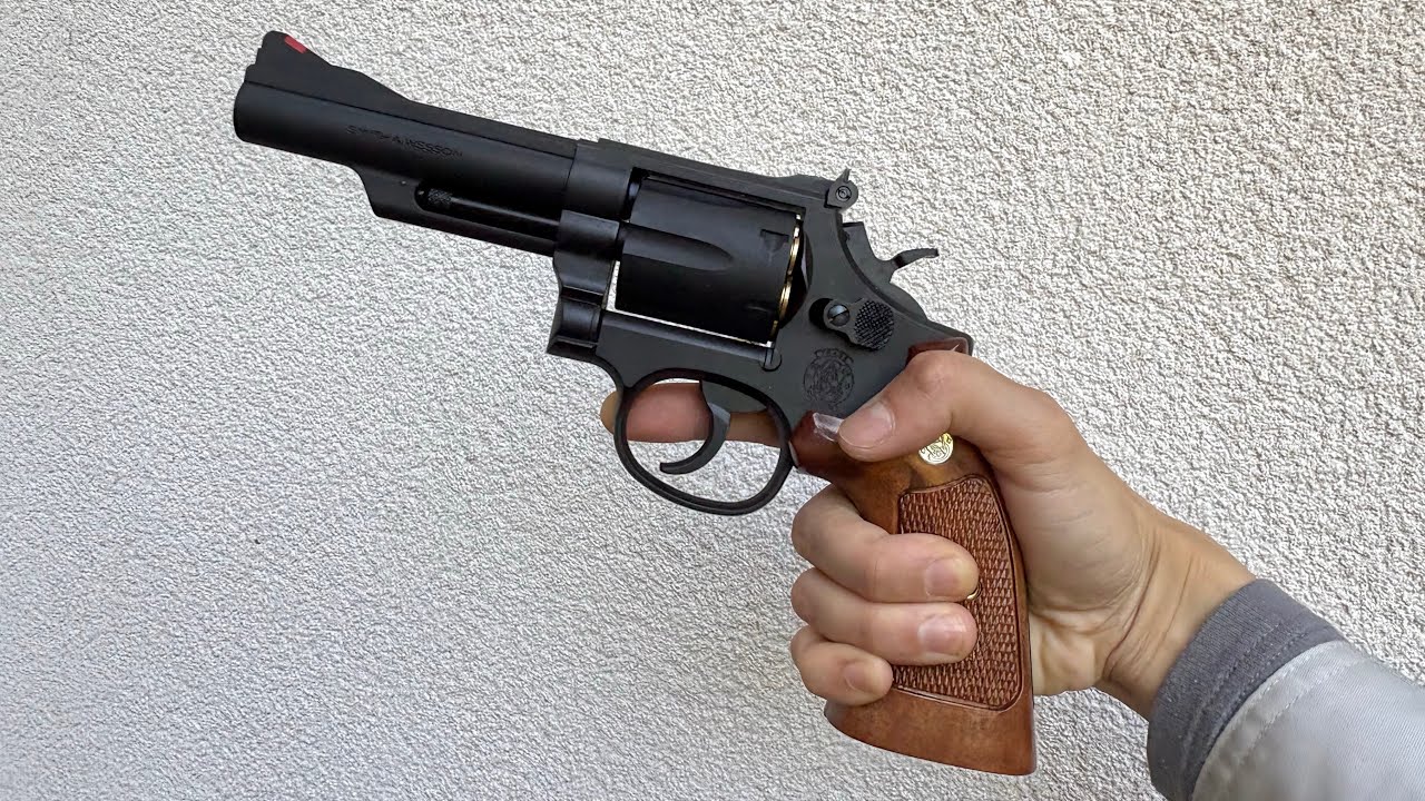 TANAKA WORKS S&W M19 4in - YouTube