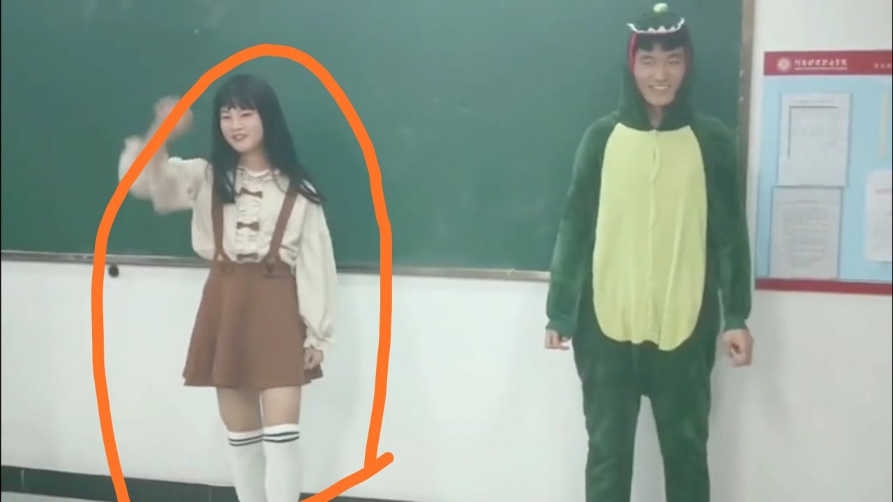 在班里 强行女装 的后果 兄弟我来啦 Youtube 在班里 强行女装 的后果 兄弟我来啦 Youtube