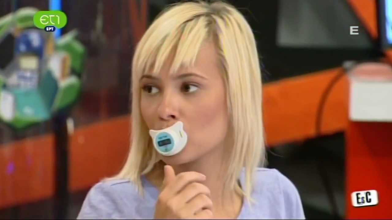 PIPILA VS BLOUZAKI-LAURA NARGES