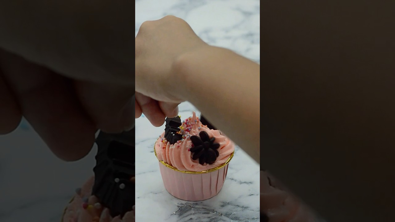 Halloween Chocolate Cupcake 