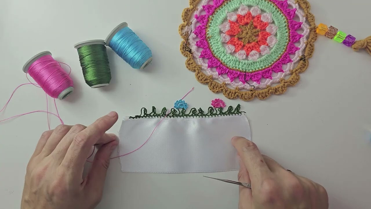 İğne oyası şıklığında bir model  TIĞ OYASI | TIĞ OYALARI 2025