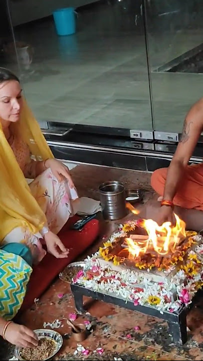 Sanatani foreigner doing hawan🔥