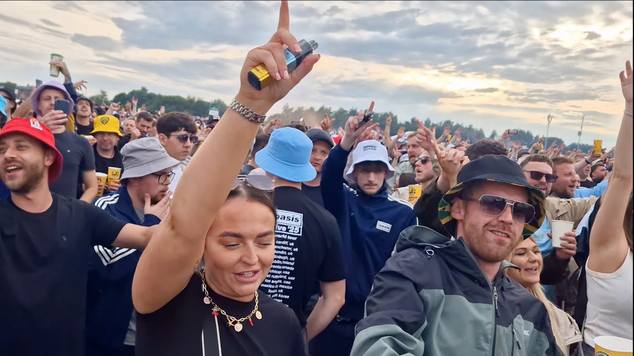 Road To Oasis - Heaton Park Manchester: And Also...