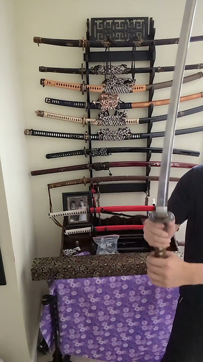 what song does this 460 year old #nihonto #katana #sword sing?