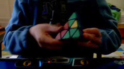 Pyraminx: 7.94 average of 5