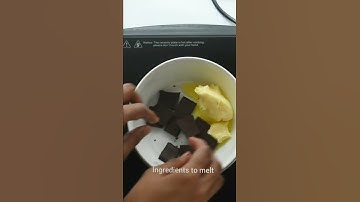 melt Chocolates 🍫 and Butter 🧈  the RIGHT way! - Double boiler method for melting chocolates #shorts