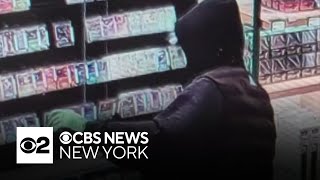 Video shows man slashing American flag outside NYC bar