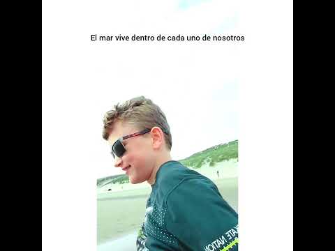 Gabriel Boers jugando en la playa , Noordwijk aan zee. Nederland