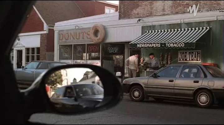 The Sopranos 1.12 - "Let Soprano get his donuts, we gonna pop him when he gets out"