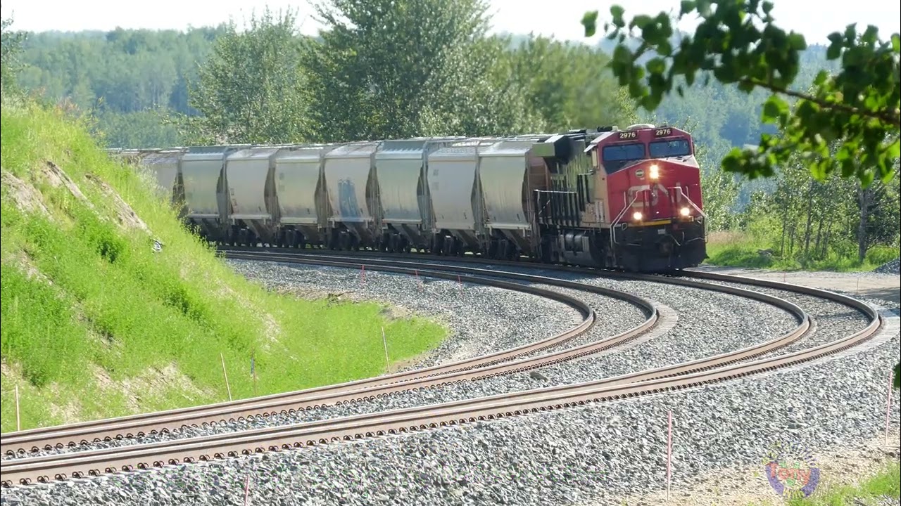 Trains at Seba Beach, Wabamun Lake Alberta YouTube