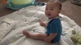 6 Months Baby Max Practicing Sitting Straightly and Fall - Catch Maximilian