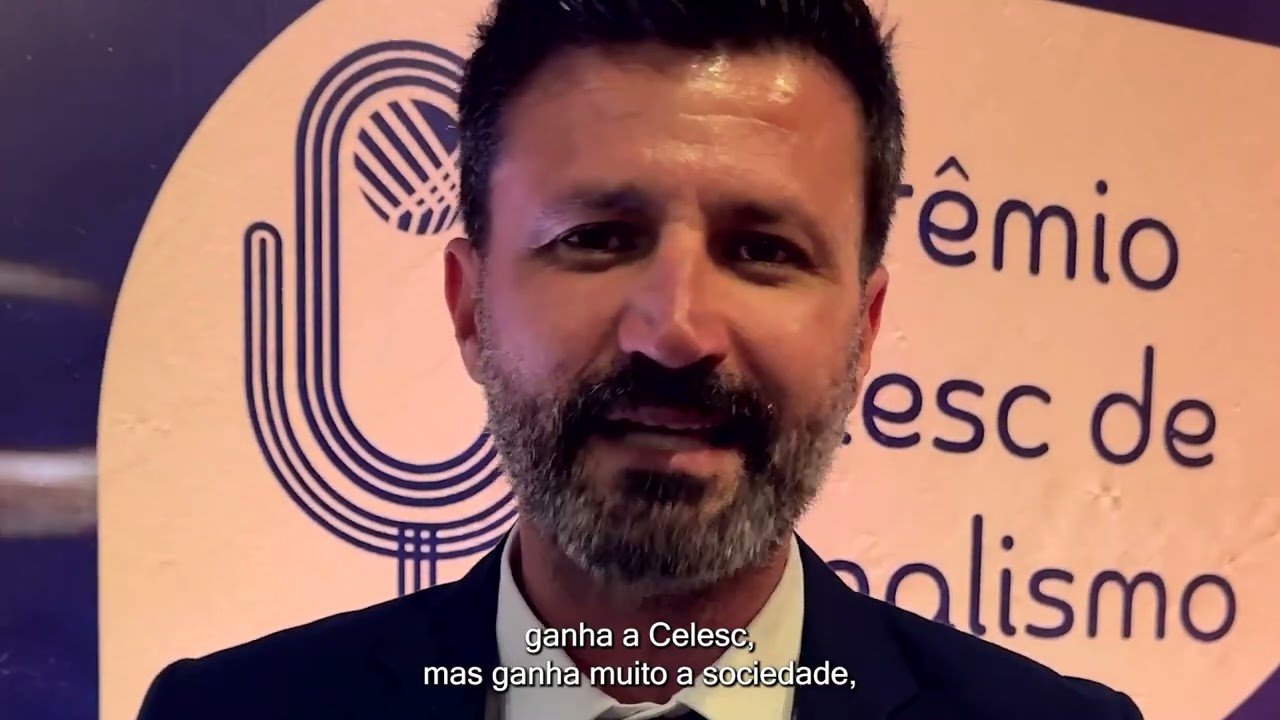 1º Prêmio Celesc de Jornalismo

A Celesc reconhece quem transforma informação em serviço à sociedade.

Criado em comemoração aos 70 anos da Companhia, o 1º Prêmio Celesc de Jornalismo valorizou reportagens que ajudaram a informar, conscientizar e aproximar a população dos temas ligados à energia, inovação, sustentabilidade e ao desenvolvimento de Santa Catarina.
Foram dezenas de trabalhos inscritos, avaliados por uma comissão independente, reafirmando o papel do jornalismo sério e responsável na construção de uma sociedade mais bem informada.

👉 Assista ao vídeo e confira os destaques dessa iniciativa que fortalece a comunicação, a transparência e o compromisso da Celesc com Santa Catarina.