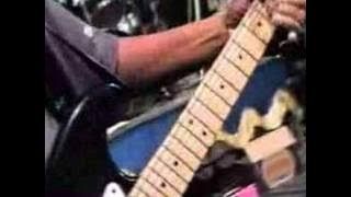 Download lagu dangdut MONATA ' ingin bercinta '