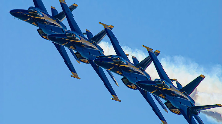 US Navy Blue Angels @ 2021 Blue Angels Homecoming Airshow at Pensacola Beach