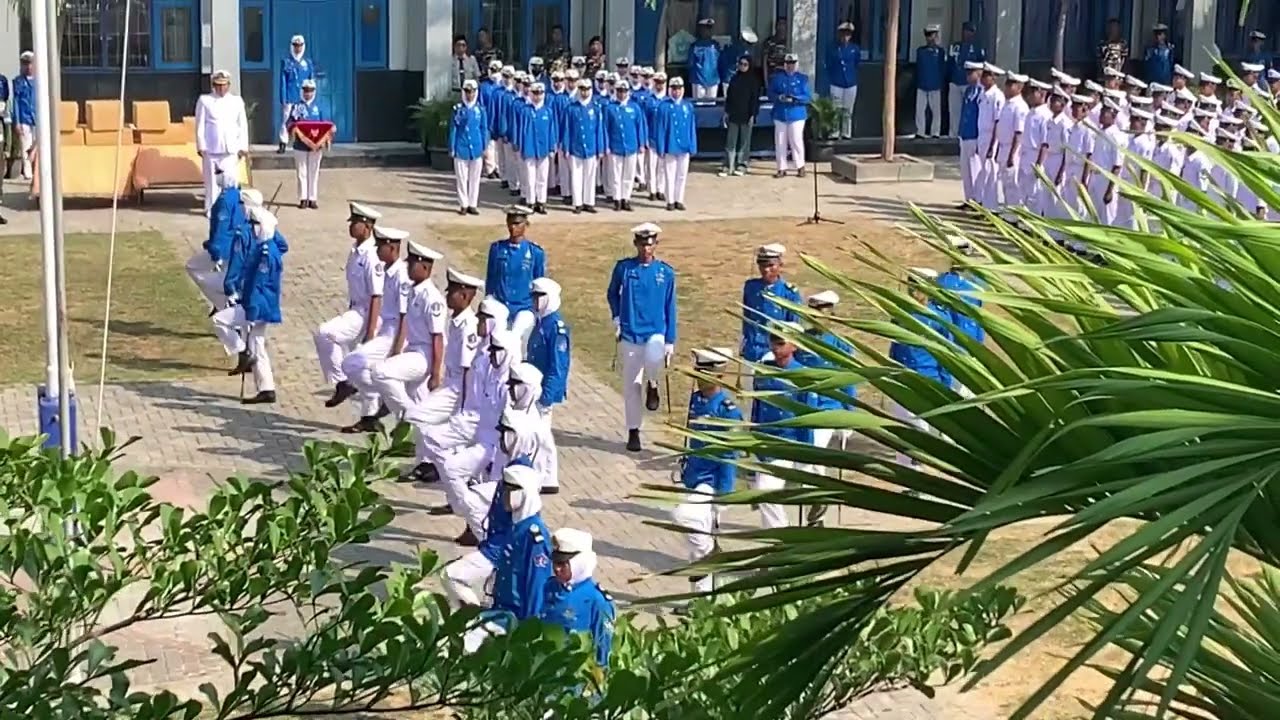 Prosesi Pelantikan Taruna SMKN 1 Mundu 2023