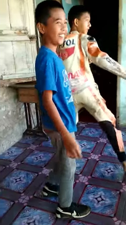 Satria pembalap joget