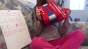 How to play happy birthday on mini accordion - kids tutorial