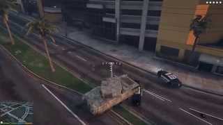 GRAND THEFT AUTO FIVE PRENDIAMO UN CARROARMATO by fmarco95