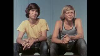 Download Lagu DJ Pew Pew - Alphabet Suburb MP3