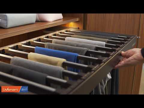 Video: Retractable wardrobe hanger