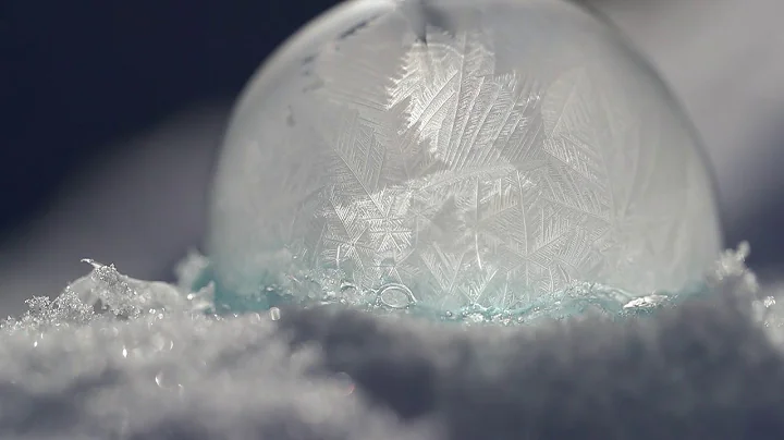 Mesmerizing: Bubbles freeze in Wisconsin cold
